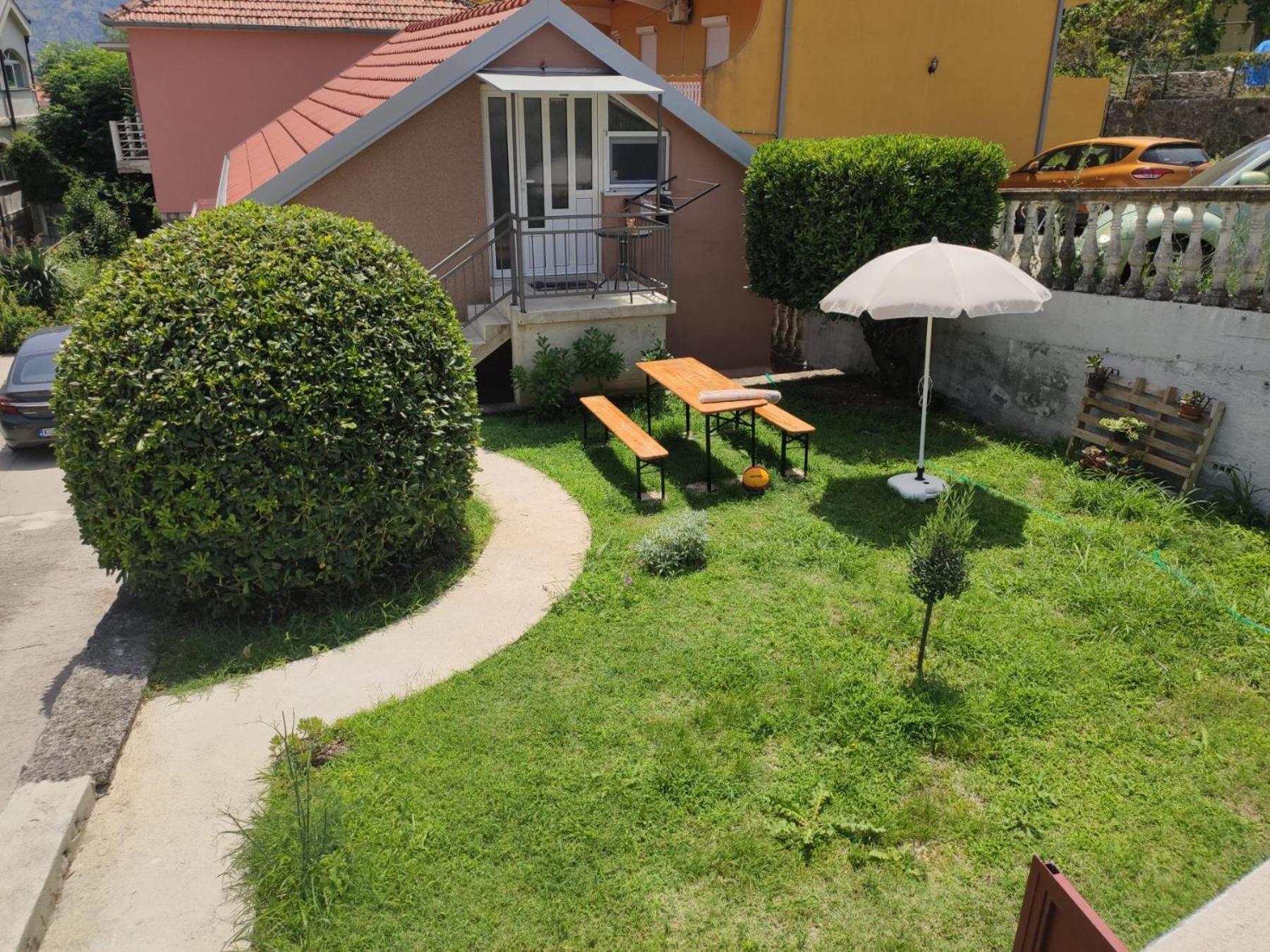 Apartments Alisa Kotor Buitenkant foto